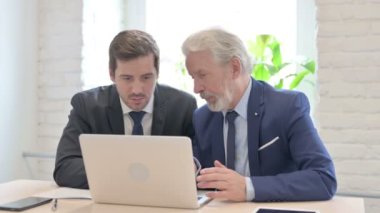 İş Adamları İş Kaybına Tepki Veriyor, Tartışıyor