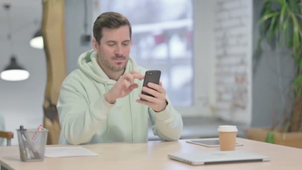 Upset Young Adult Man Reacting Loss Smartphone — Video