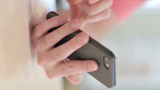 Vertical Video Male Hand Using Smartphone — Stockvideo