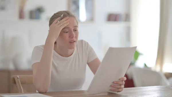 Young Woman Reacting Loss Documents Office — Stockfoto