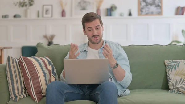 Casual Man Doing Video Call Laptop Sofa — Stockfoto
