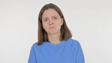 Beyaz Arkaplanda Üzüntü Duyan Sıradan Kadın