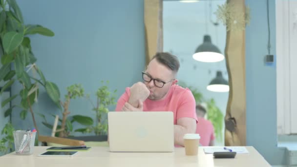 Creative Adult Man Having Wrist Pain While Using Laptop — стоковое видео