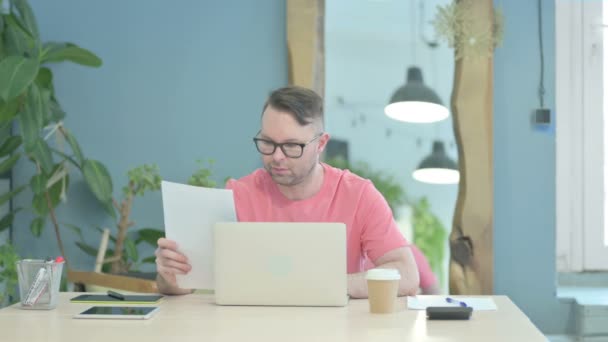 Creative Adult Man Working Laptop Documents — Stock videók