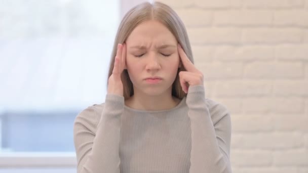 Portrait Creative Young Woman Headache Migraine — Vídeo de Stock