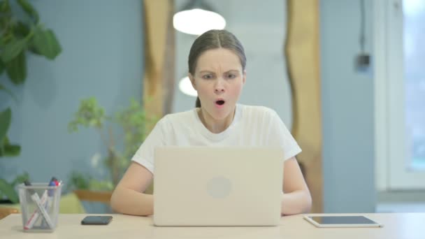 Young Woman Reacting Online Loss Laptop — Stock videók