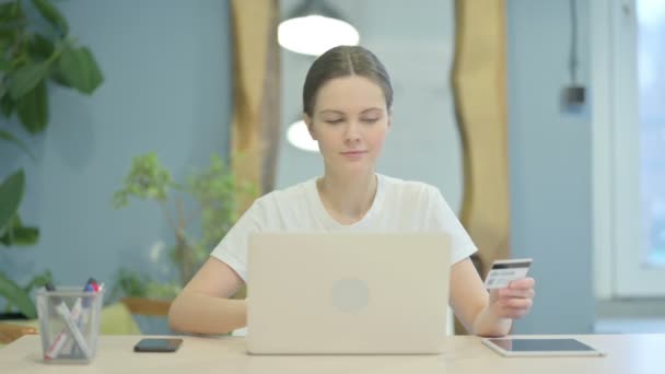 Young Woman Enjoying Online Banking Shopping — Stok video