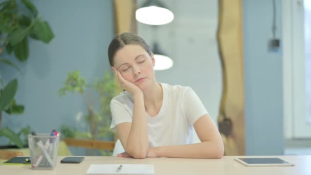 Young Woman Sleeping While Sitting Work — 图库视频影像