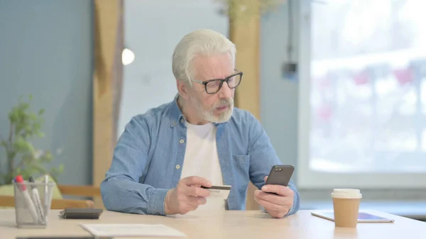 Senior Old Man Talking Phone Office — Photo