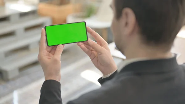 Businessman Watching Smartphone Green Screen — Stock Photo, Image
