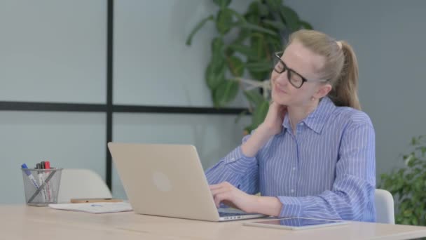 Young Woman Neck Pain Working Laptop — Stock Video