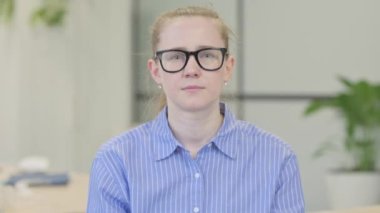 Reddedilmiş Genç Bir Kadından Hoşlanmama Portresi