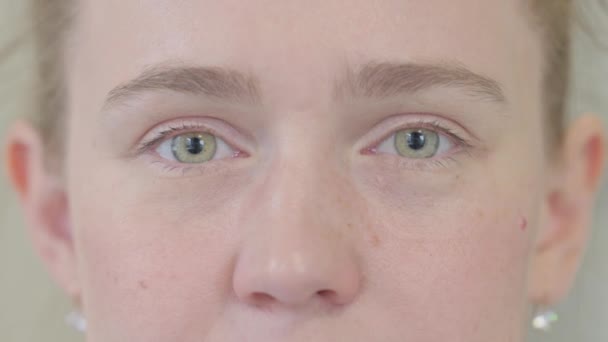 Close Blinking Eyes Young Woman — Stock Video