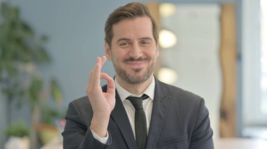 İşadamının portresi Tamam İmzası