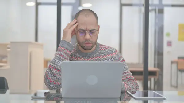 Pensive Mixed Race Man Working Laptop — ストック写真