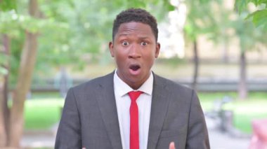 Afrikalı İşadamı Açık Hava Başarısızlığına Tepki Verdi