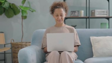 Dışarıdaki Yaşlı Adam 'ın Portresi