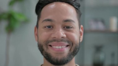 Onaylanan Adam Sarsıcı Kafanın Kapanışı