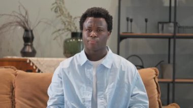 Memlekette Afrikalı İnkarcının Portresi