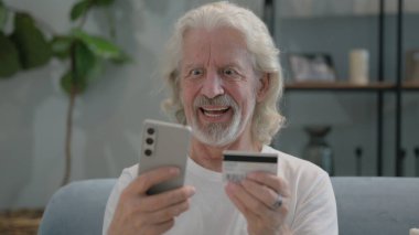 İnternetten İhtiyarın Alışveriş Portresi