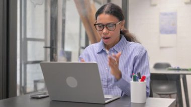 Laptop 'ta Kaybolan Afrikalı Kadın Şok Oldu