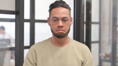 Parmakları Düşük İspanyol İşadamının Portresi