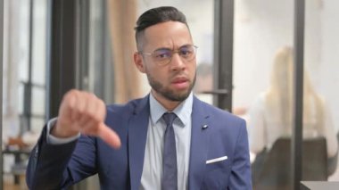 Parmakları Düşük İspanyol İşadamının Portresi