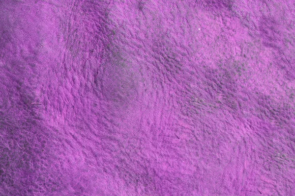 具有紫色皮革纹理的漂亮紫色背景 作为天然皮革或天然背景皮革纹理样本的紫色背景样本 — 图库照片