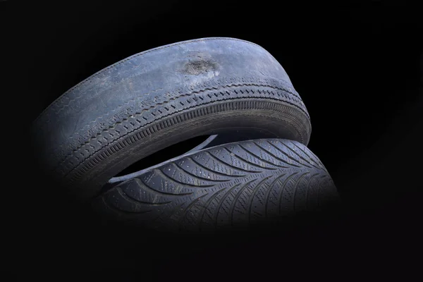 Alte Abgefahrene Reifen Als Muster Beschädigter Reifen Für Werbe Oder — Stockfoto