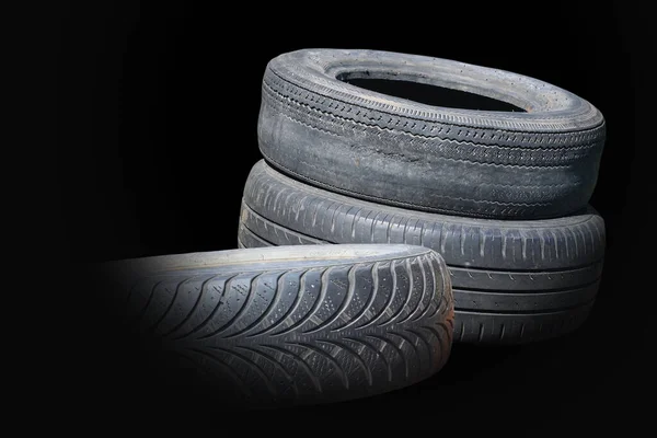 타이어가게 자동차 타이어 가게를 광고할 손상을 타이어 모양의 타이어 — 스톡 사진