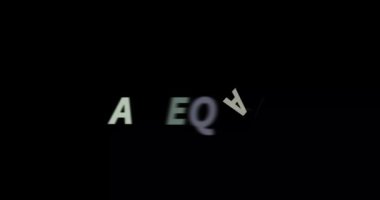 Siyah arkaplanda yeterli metin animasyonu. Yazılmış, modern metin canlandırması