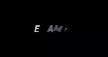 Siyah arkaplandaki örnek metin canlandırması. Modern metin animasyonu, yazılı Örnek