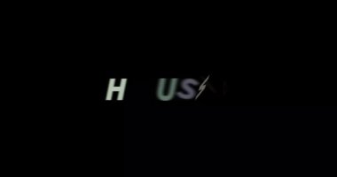 Siyah arka planda metin animasyonu. Modern metin animasyonu, yazılı konut