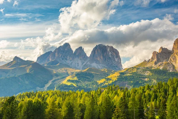 Krajobraz Górski Grupy Sassolungo Lub Langkofel Dolomity Włochy — Zdjęcie stockowe