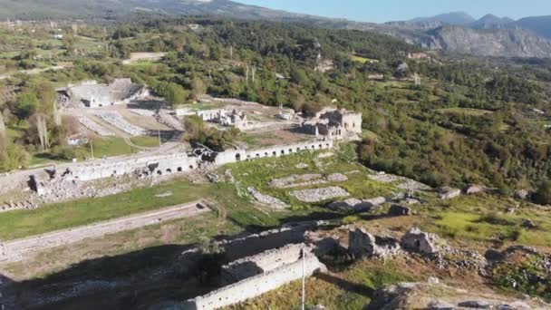 Αεροφωτογραφία Drone Στην Αρχαία Ερειπωμένη Ακρόπολη Και Πόλη Του Λυκείου — Αρχείο Βίντεο