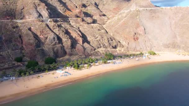 Aerial Canary Resort Λευκή Αμμώδης Παραλία Playa Las Teresitas Τενερίφη — Αρχείο Βίντεο