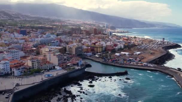 Flygfoto Med Puerto Cruz Atlantkusten Och Stranden Teneriffa Kanarieöarna Spanien — Stockvideo