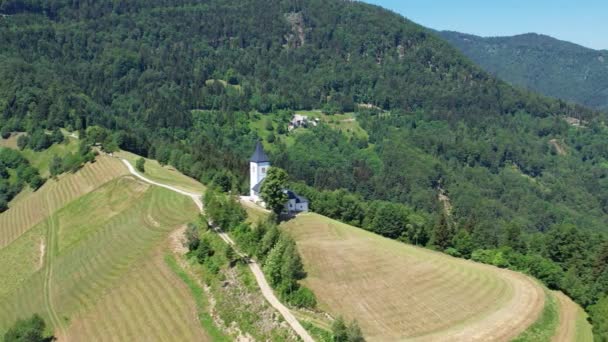 Aerial Morning View Primoz Church Jamnik Slovenia Julian Alps — Vídeos de Stock