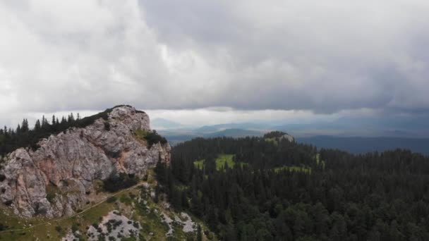 Dağlardaki Yağmurun Hava Aracı Görüntüsü Durmitor Karadağ Durmitor Karadağ Turist — Stok video