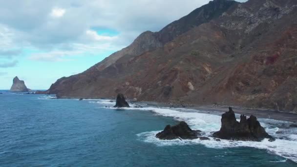 Vue Aérienne Littoral Spectaculaire Océan Atlantique Anaga Falaises Escarpées Vagues — Video