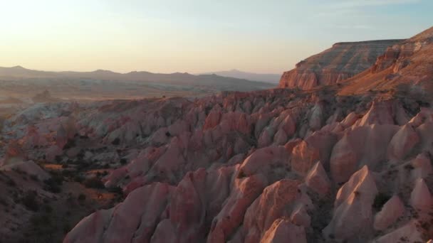 Capadocia Vista Aérea Del Dron Puesta Del Sol Formación Rocas — Vídeo de stock