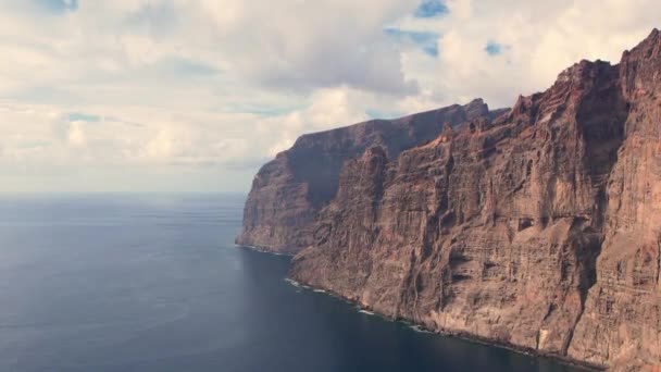 Los Gigantes Tenerife Adasındaki Uçurumların Havası Volkanik Kayalar Okyanus Kanarya — Stok video