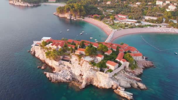 Úžasné Drone Video Malého Starého Města Sveti Stefan Resort Petrovac — Stock video