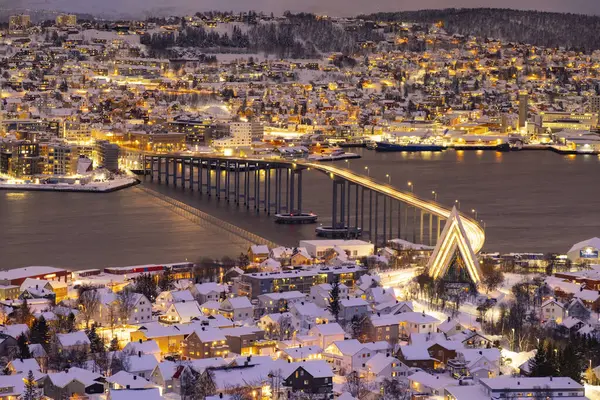 Panorama Över Norska Staden Tromso Vintern Snöiga Tak Bro Vall Stockfoto