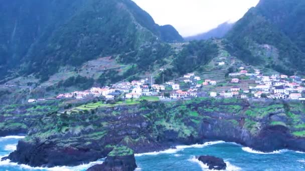 Вид Воздуха Острова Сейшаль Мадейра Португалия Обширный Слой Растительности Покрывающий — стоковое видео
