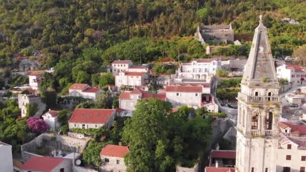 Blick Auf Die Historische Stadt Perast Der Berühmten Bucht Von — Stockvideo