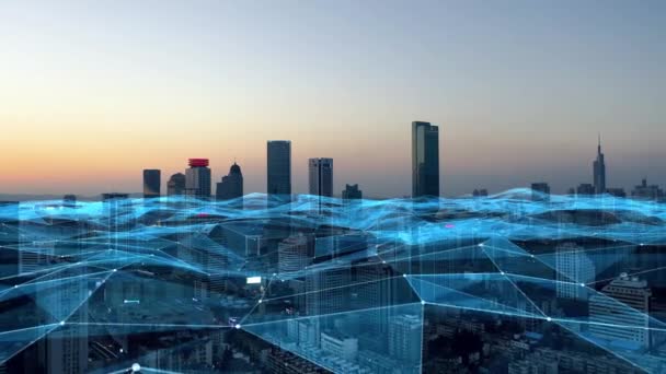 具有城市背景的商业和通信网络 在一个连通的未来主义城市中的本地化图标 网络的东西 数据通信 技术概念 人工智能 — 图库视频影像