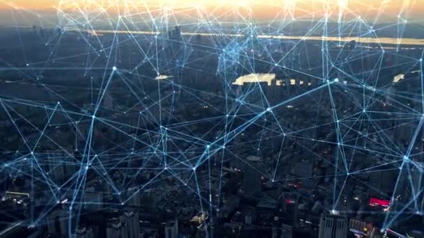 네트워크를 배경으로 미래의 도시에 위치화 아이콘 인터넷 데이터 인공지능 — 비디오