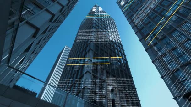 Spodní Pohled Záběry Obchodních Budov Před Modrou Oblohou Technologickým Efektem — Stock video