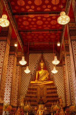 Bangkok, Tayland. 04.07.2025.Budist tapınağı. Dış görünüş ve detaylar